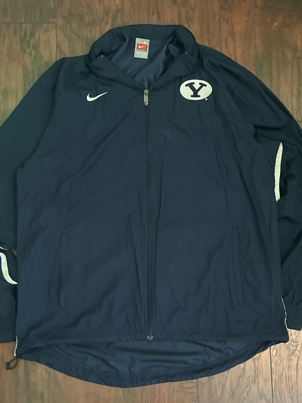 Vintage Y2K Nike Navy BYU Windbreaker Jacket